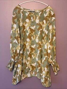 Women’s Ashley Stewart Green Olive Camo Long Sleeve Sheer Tunic  NWT 14/16